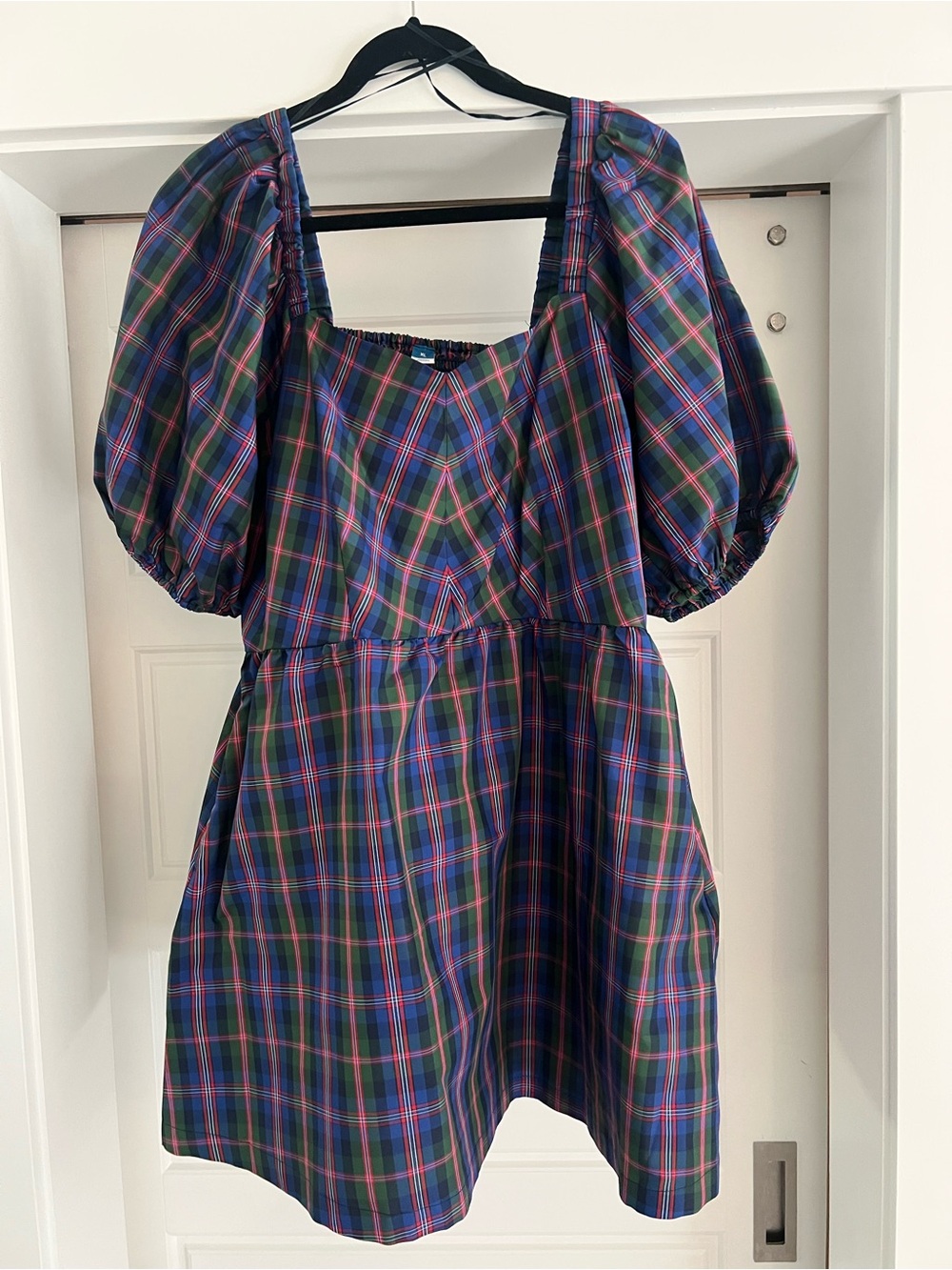 Old Navy Navy & Green Holiday Plaid Puff-Sleeve Dress